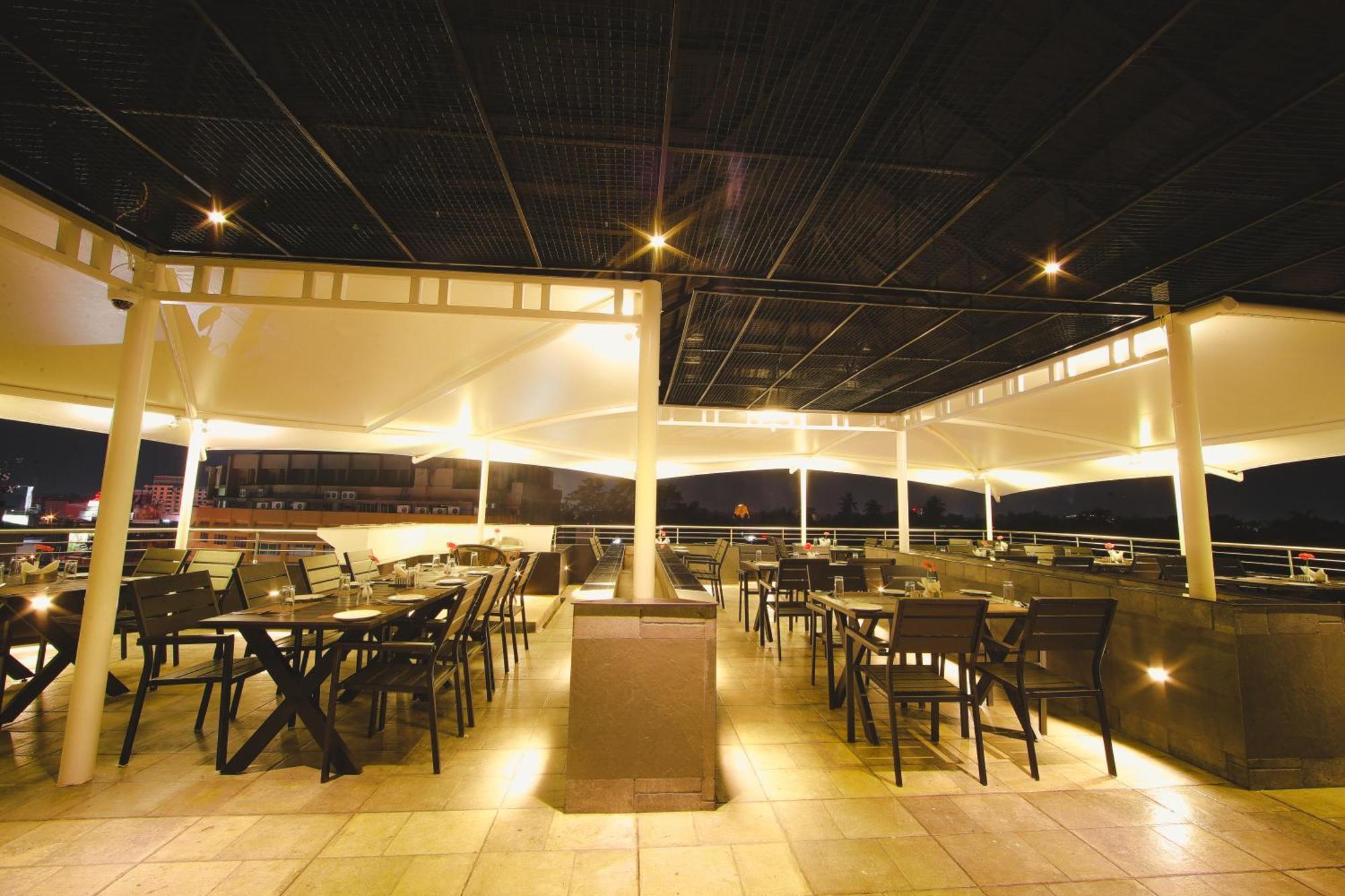 Akhil Classic Thiruvananthapuram Exterior photo