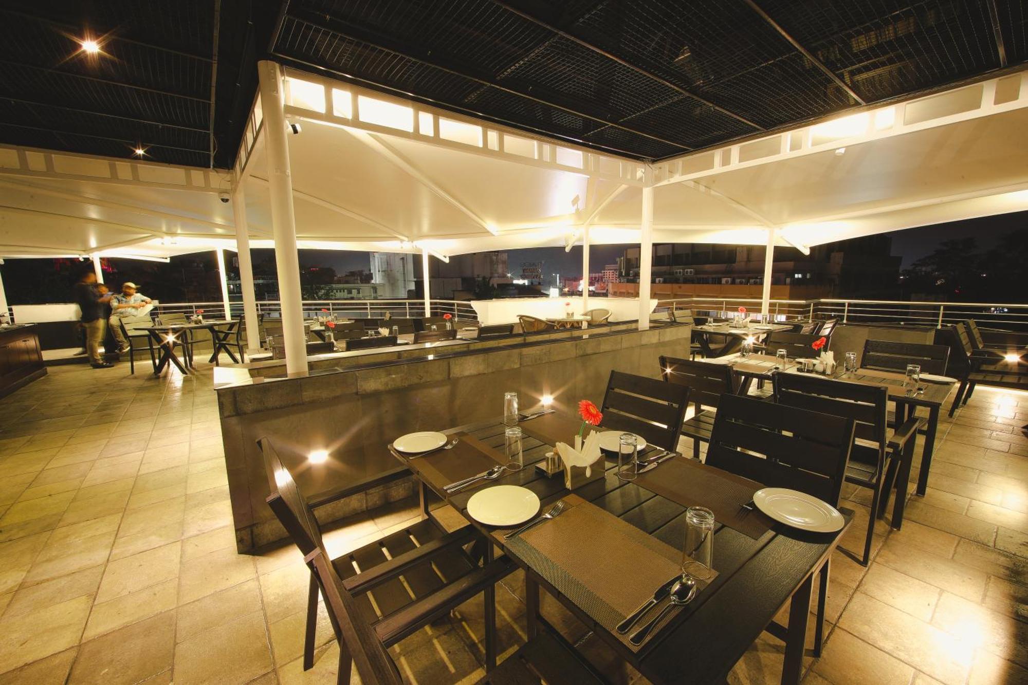 Akhil Classic Thiruvananthapuram Exterior photo